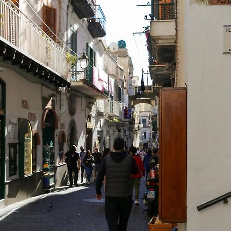 Il Vicoletto Hotel Amalfi Bagian luar foto